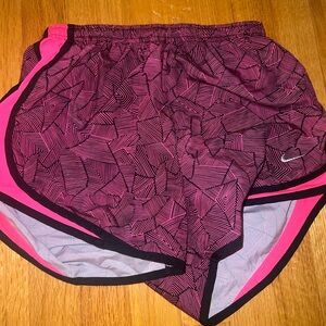 NIKE PINK AND BLACK PATTERNED ATHLETIC SHORTS